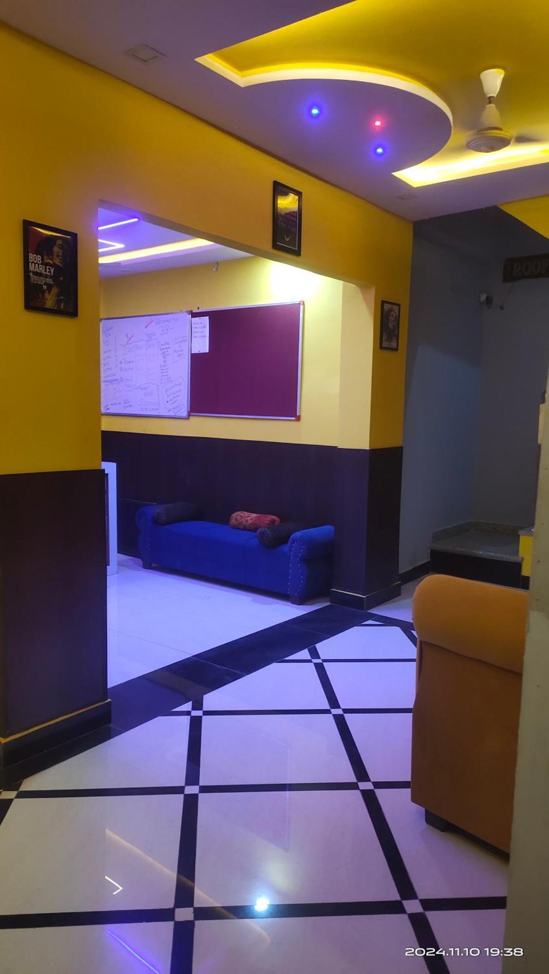 Big Brother Hostel Hotel Agra  Eksteriør bilde