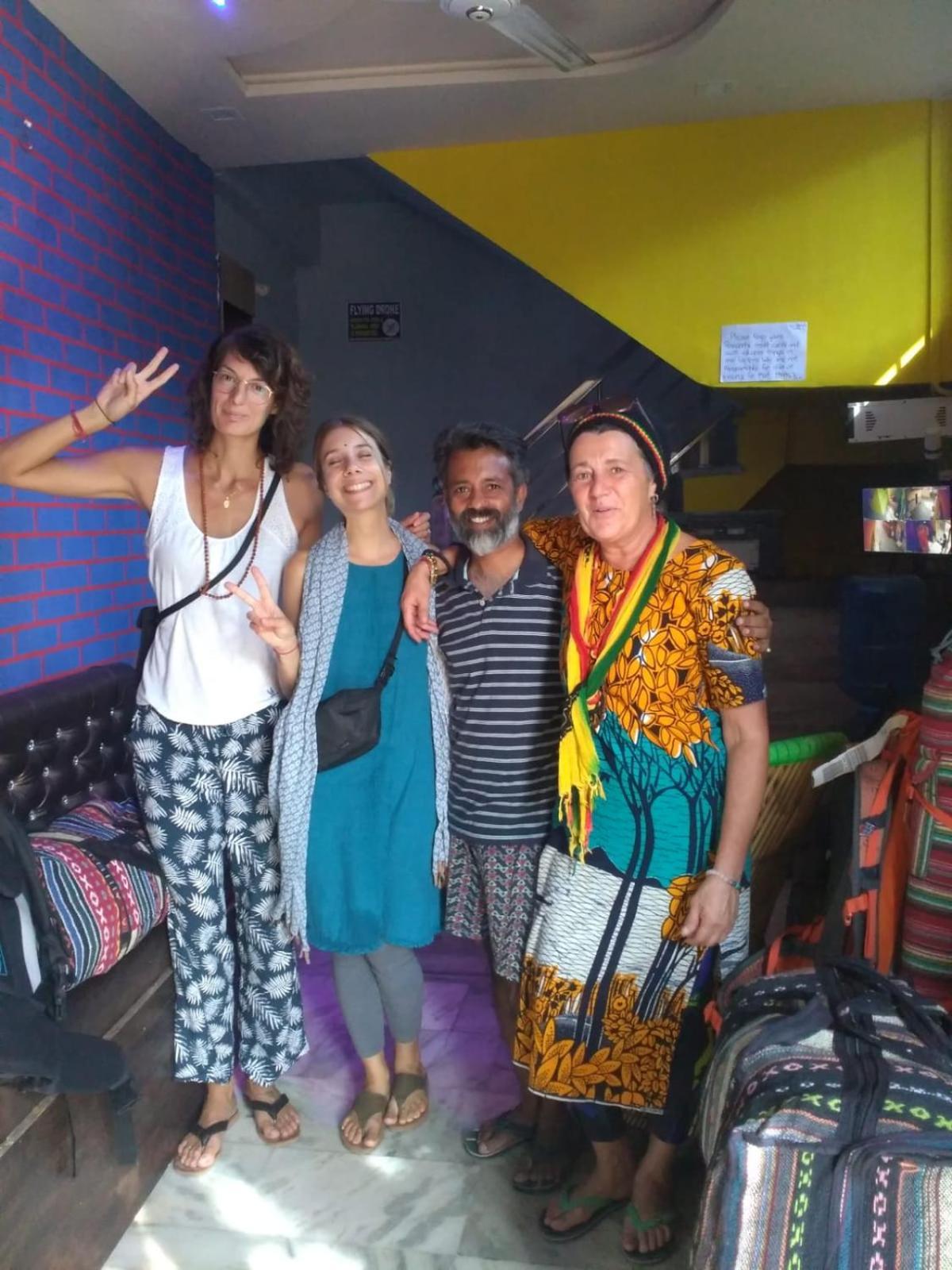 Big Brother Hostel Hotel Agra  Eksteriør bilde