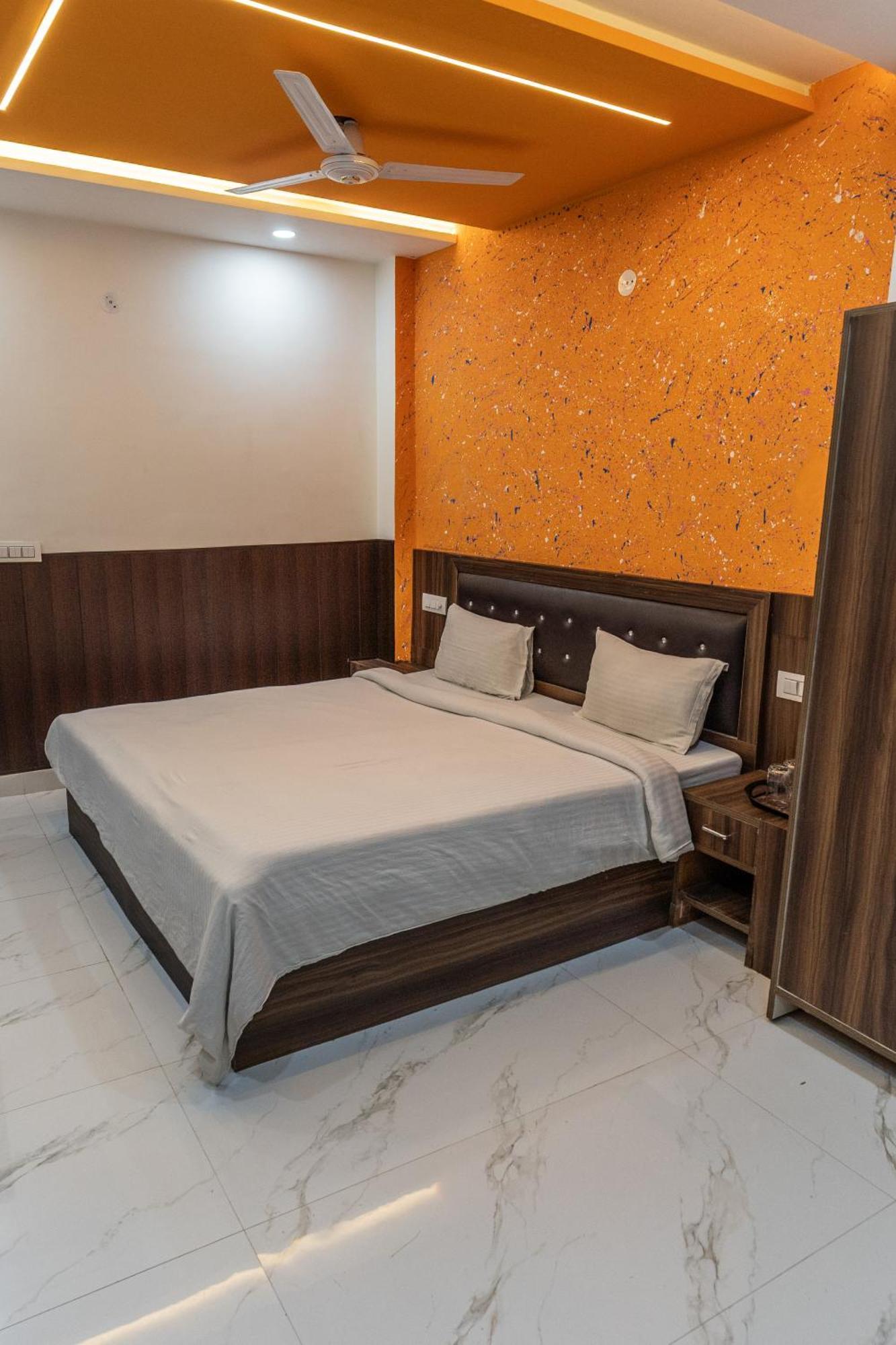 Big Brother Hostel Hotel Agra  Rom bilde