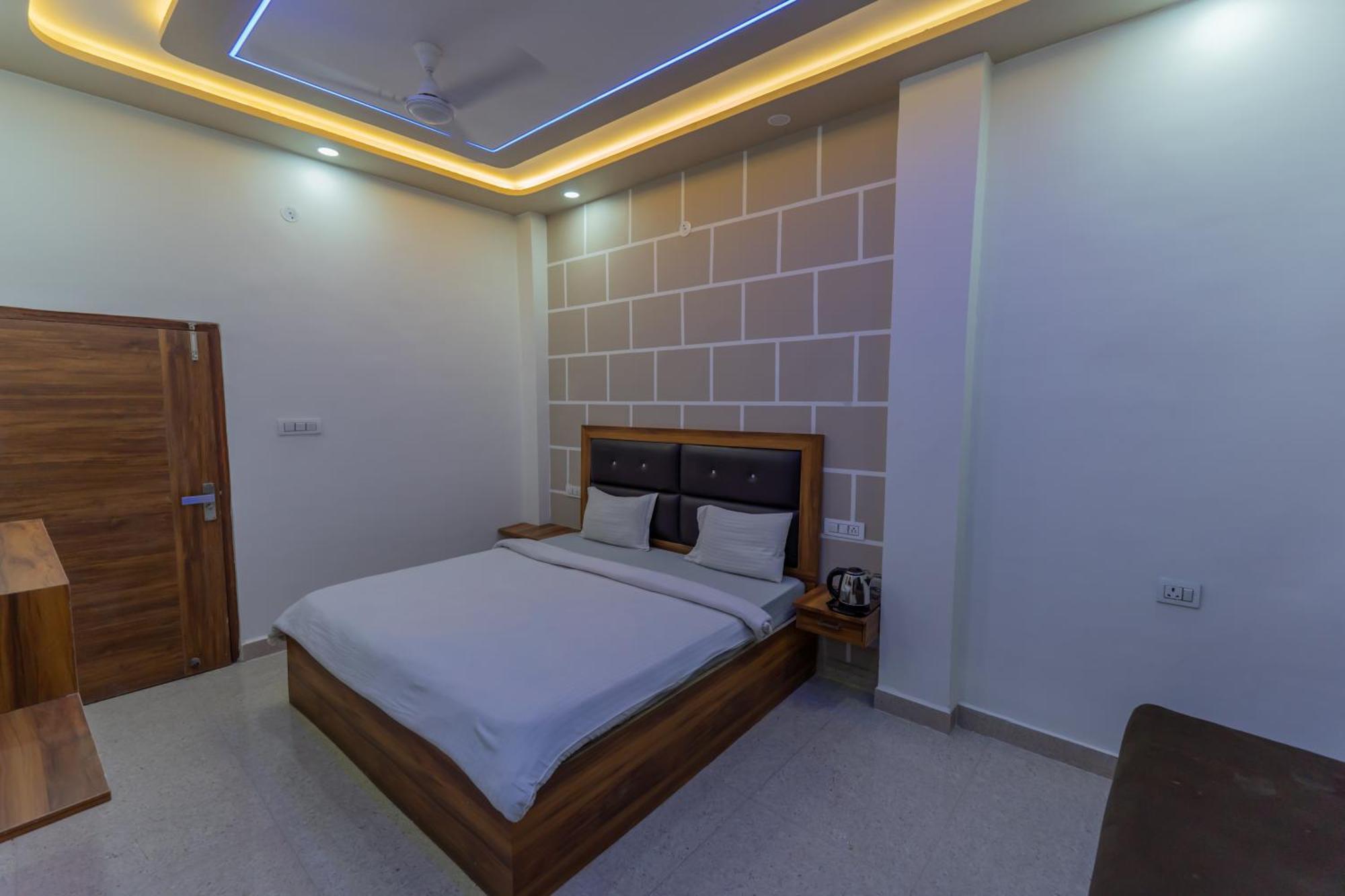 Big Brother Hostel Hotel Agra  Rom bilde
